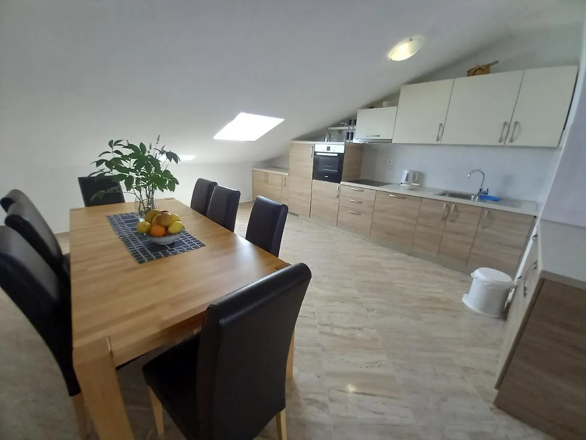 Holiday Apartment Juric Pula Croatia
