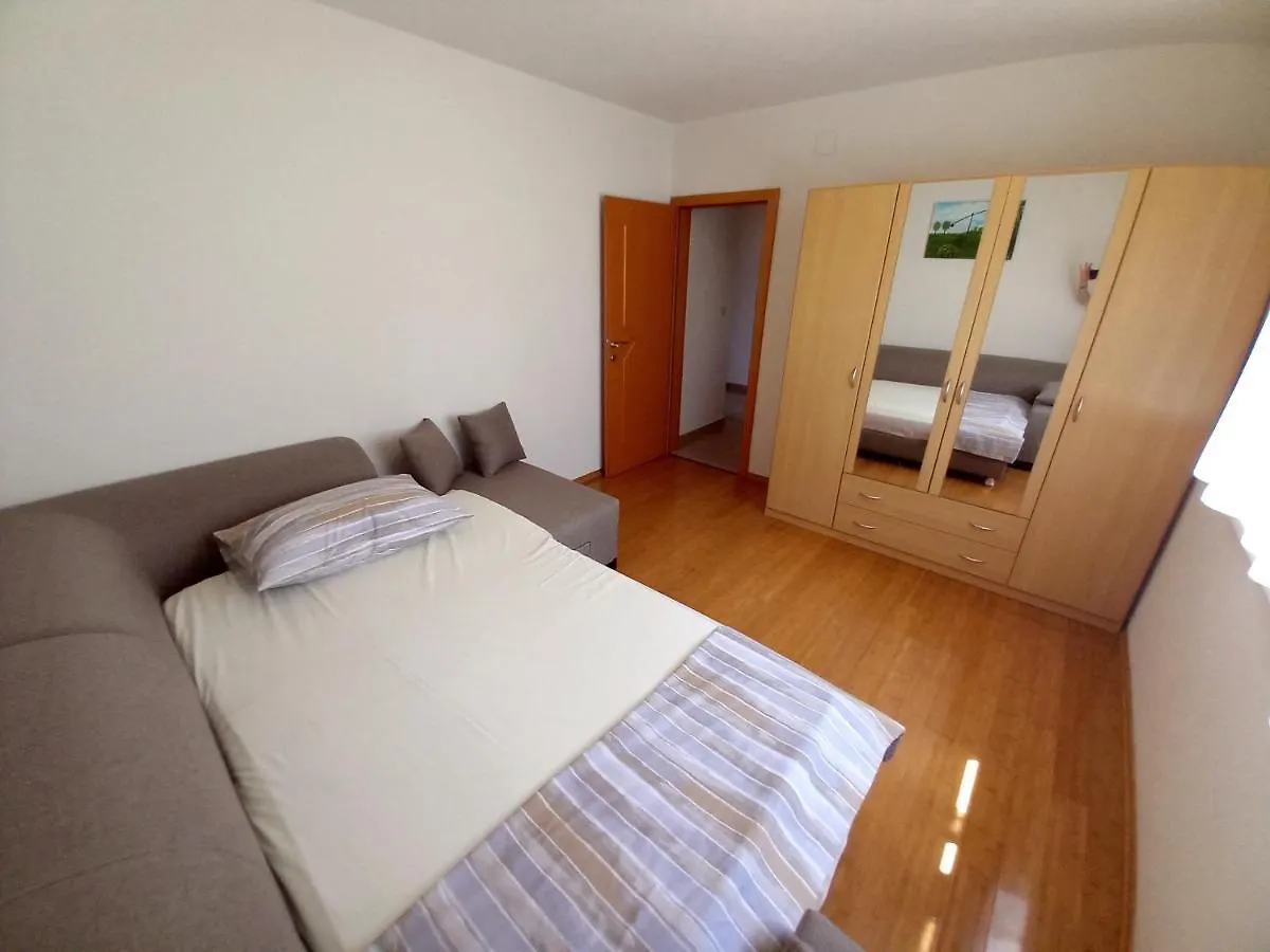 Holiday Apartment Juric Pula