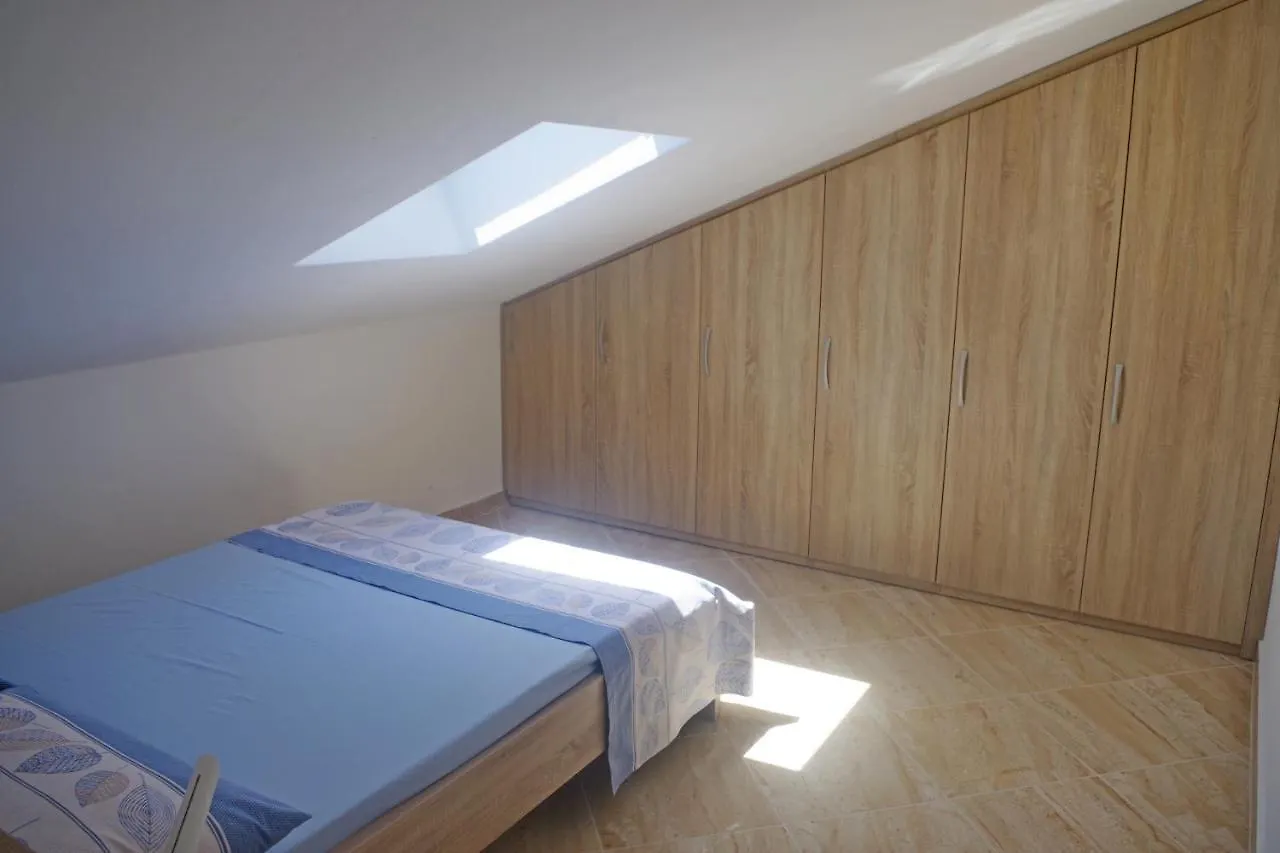 Holiday Apartment Juric Pula 0*,