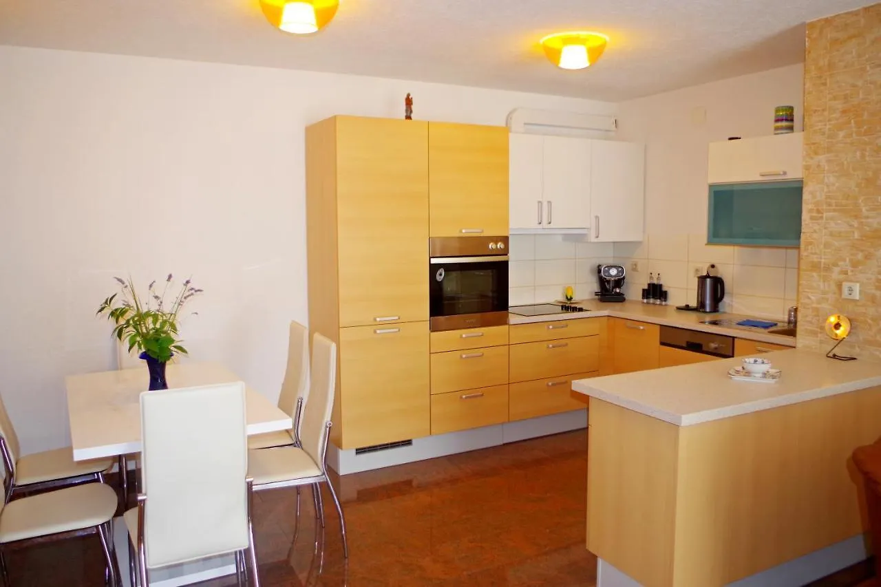 Holiday Apartment Juric Pula